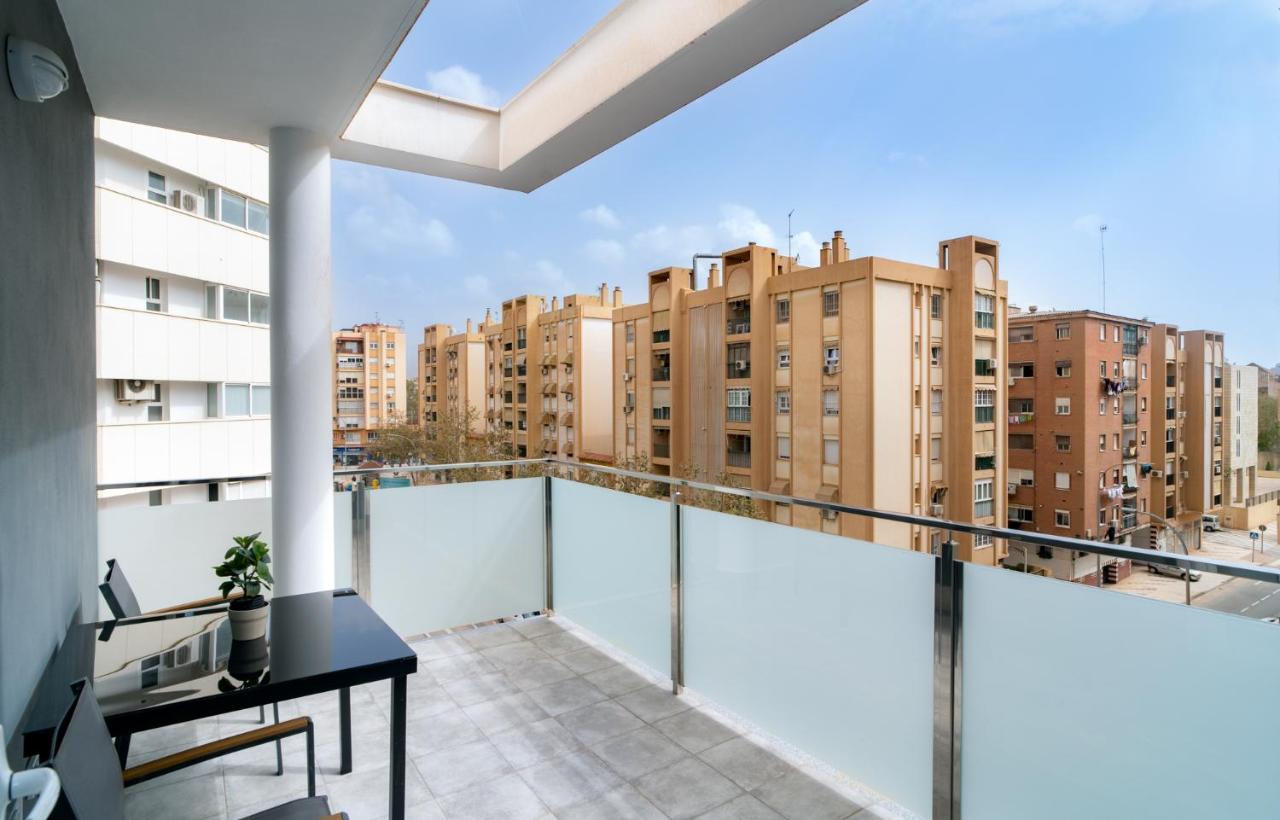 Aac Malaga - Apartamento Con Terraza, Muy Amplio, Totalmente Equipado, Cerca Del Centro Y Nuevo! Luaran gambar