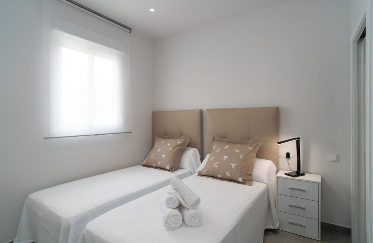 Aac Malaga - Apartamento Con Terraza, Muy Amplio, Totalmente Equipado, Cerca Del Centro Y Nuevo! Luaran gambar