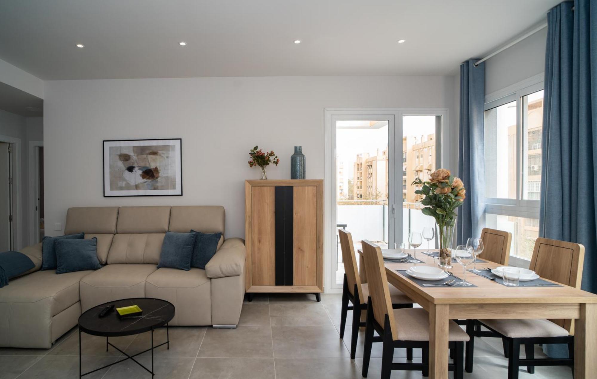 Aac Malaga - Apartamento Con Terraza, Muy Amplio, Totalmente Equipado, Cerca Del Centro Y Nuevo! Bilik gambar